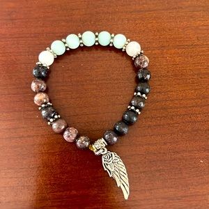 Women’s stone bracelet